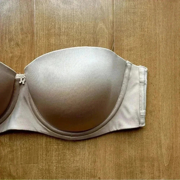 Savage x Fenty Core Microfiber Strapless Bra, Honey Nude, Size 38B - Picture 5 of 16